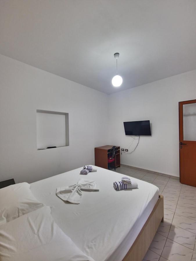 Villa Malaj Vlorë Exteriör bild